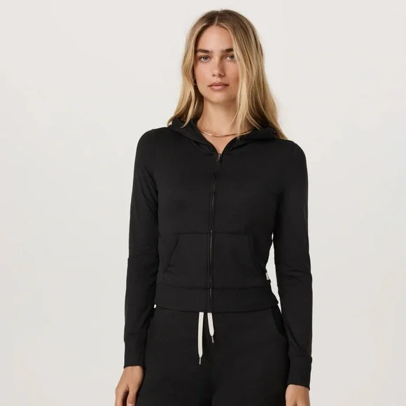 Vuori Halo Mini Full Zip Hoodie - Picture 6 of 7